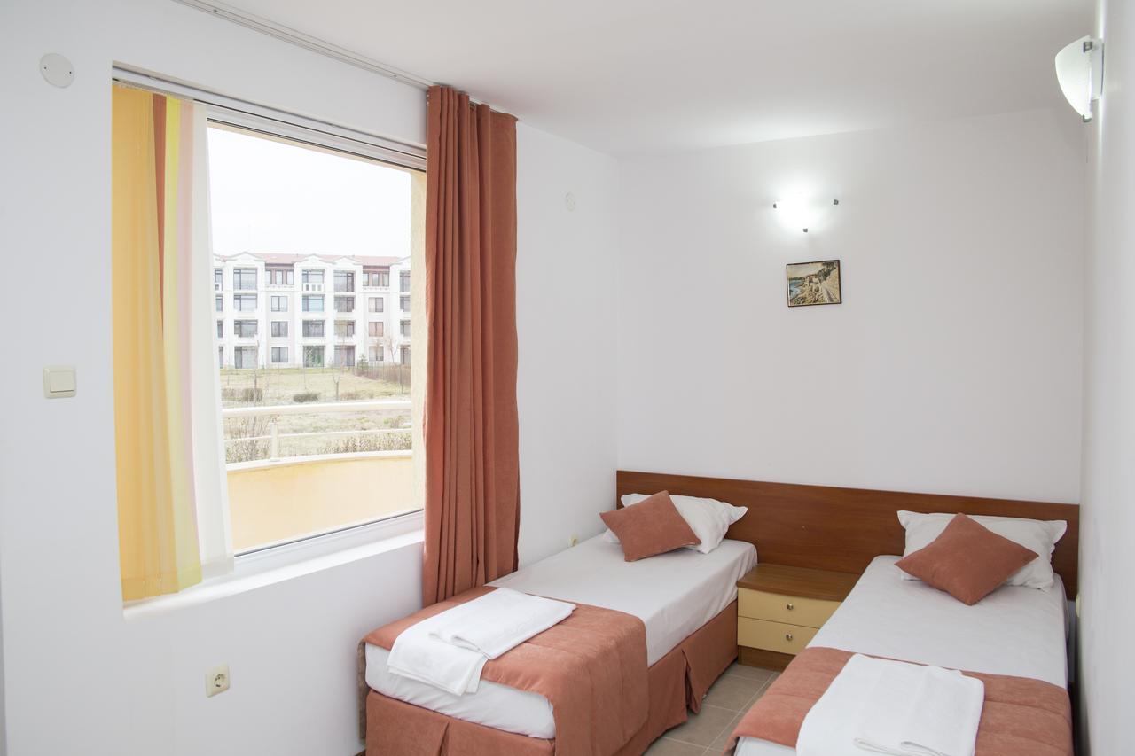 Mappy Holidays Aparthotel Созополь Экстерьер фото