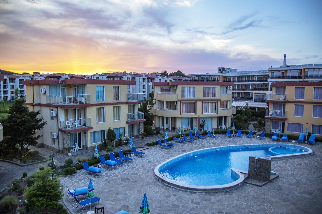 Mappy Holidays Aparthotel Созополь Экстерьер фото