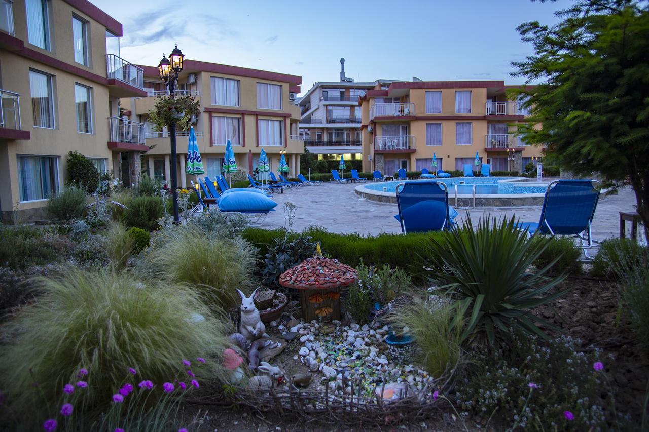 Mappy Holidays Aparthotel Созополь Экстерьер фото